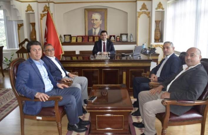 Kaymakamımız’dan Oda Başkanlarına Teşekkür Belgesi.