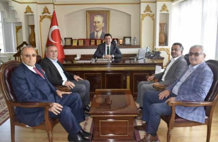 Kaymakamımız’dan Hayırsever İşinsanlarına Teşekkür Belgesi.